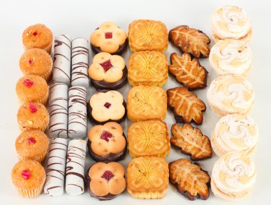 Whit üzerinde izole tatlı kurabiye