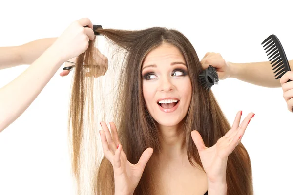 Vrouw met lange haren in de schoonheidssalon, geïsoleerd op wit — Stockfoto