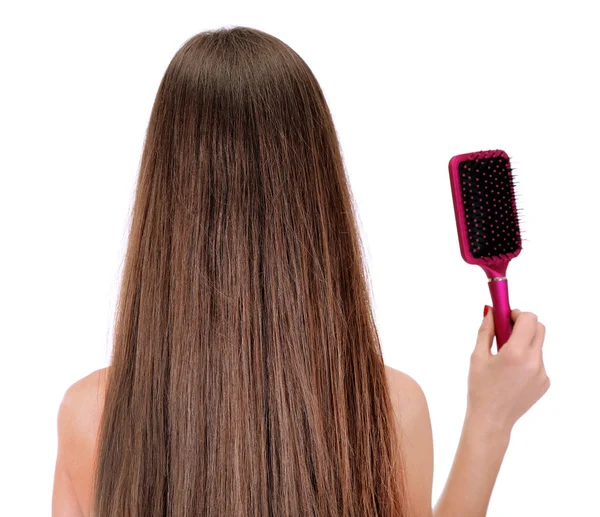 Portrait de belle femme aux cheveux longs et à la brosse à cheveux, isolé sur blanc — Photo