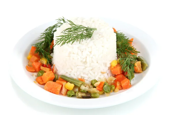 Risoto delicioso com legumes isolados em branco — Fotografia de Stock