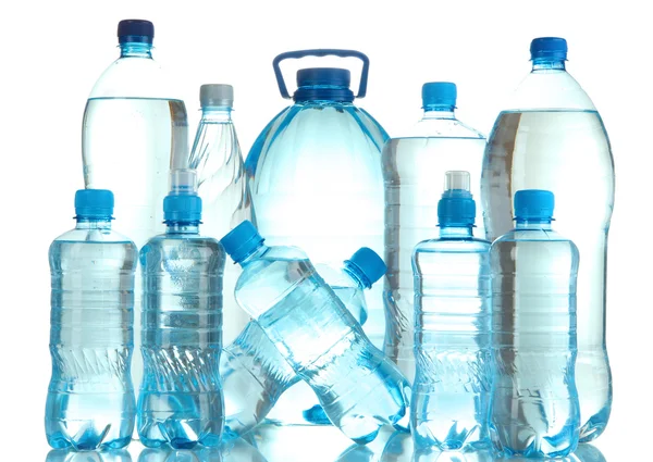 Olika vattenflaskor isolerad på vit — Stockfoto