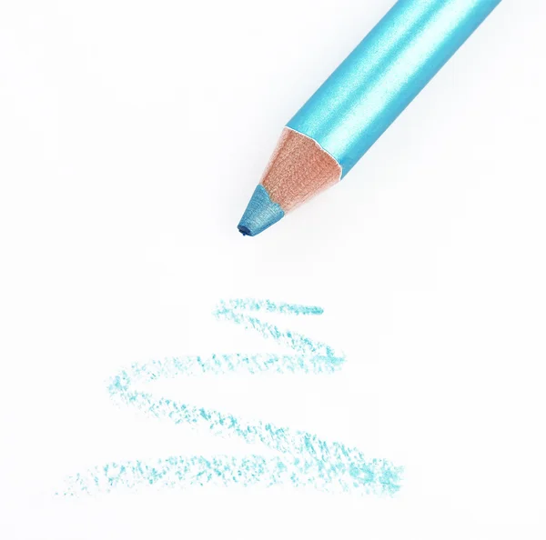 Lápis cosmético, isolado sobre branco — Fotografia de Stock