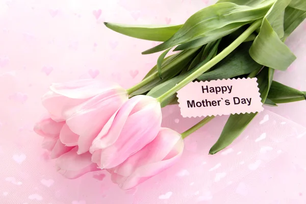 Vacker bukett rosa tulpaner för mors dag — Stockfoto