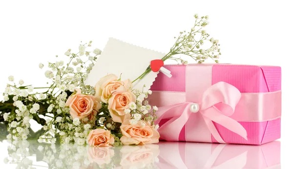 Giftbox and flowers isolated on white — Stock Photo, Image