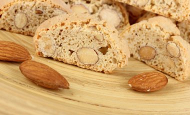 aromatik kurabiye cantuccini üzerinde ahşap plaka yakın çekim