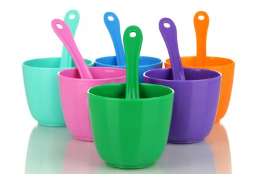 Çocuk plastik sofra üzerinde beyaz izole