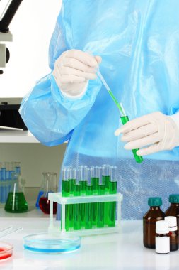 bilim adamı iletken araştırma laboratuvarında yakın çekim