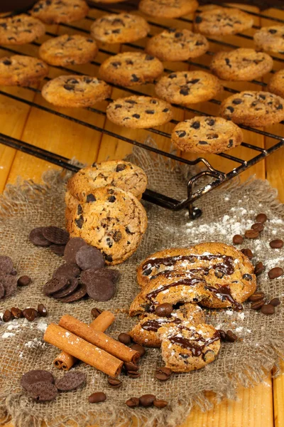 Chocolate cookies on the baking close up — Stock Photo, Image