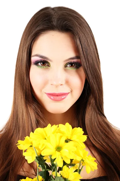 Menina bonita nova com flores agradáveis em sua mão, isolado em branco — Fotografia de Stock