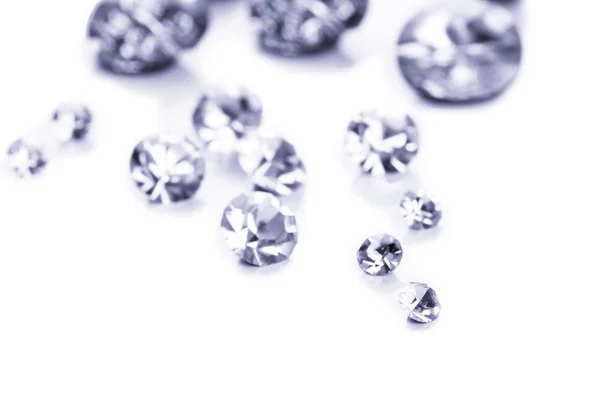 Piękne błyszczące kryształki (diamenty), na białym tle — Zdjęcie stockowe