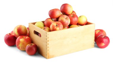 ahşap sandık, sulu elma üzerine beyaz izole