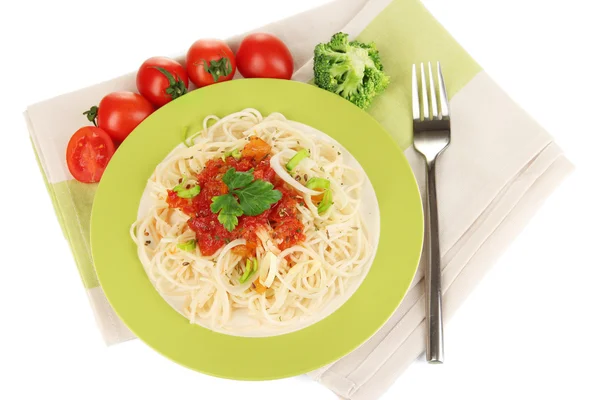 Sopa de dieta con verduras en sartén sobre mesa de madera de cerca —  Fotos de Stock