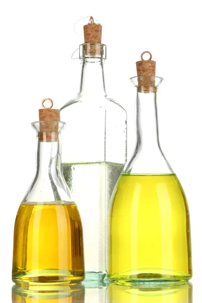 Bottiglie di vetro originali con condimento per insalata isolato su bianco — Foto Stock