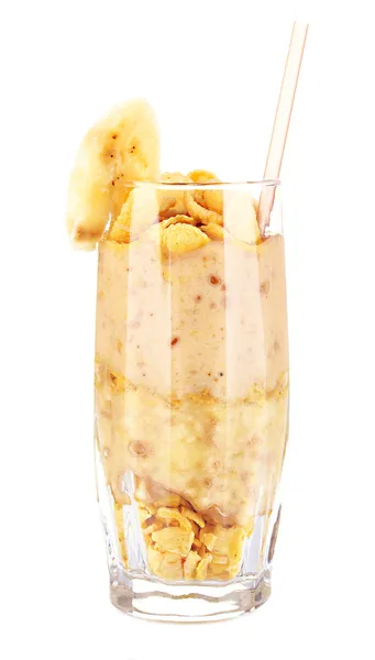 Вкусный фруктовый коктейль, изолированный на белом — стоковое фото