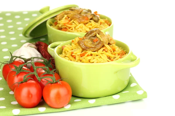 Delicioso pilaf con verduras aisladas en blanco —  Fotos de Stock