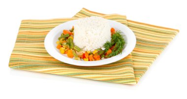 sebzeler üzerinde beyaz izole lezzetli risotto