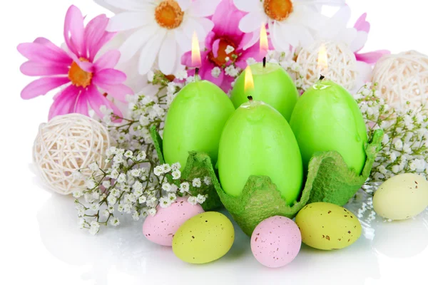 Easter candles with flowers close up — Stock Photo, Image