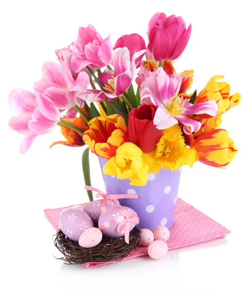 Easter composition with fresh tulips and easter eggs isolated on white — Stock Photo, Image