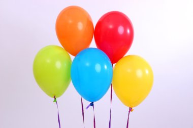 açık renkli üzerinde beş parlak balonlar