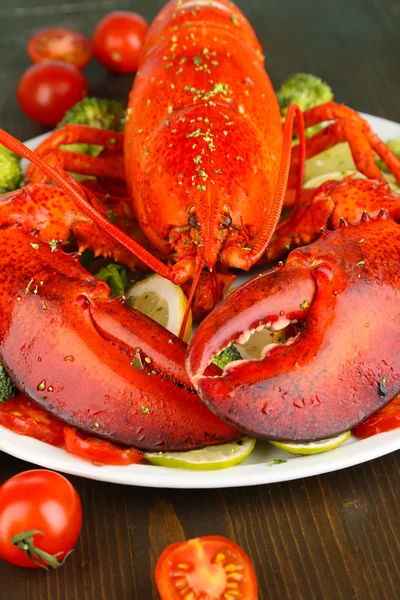 Red lobster on platter on table close-up — Stock Photo, Image