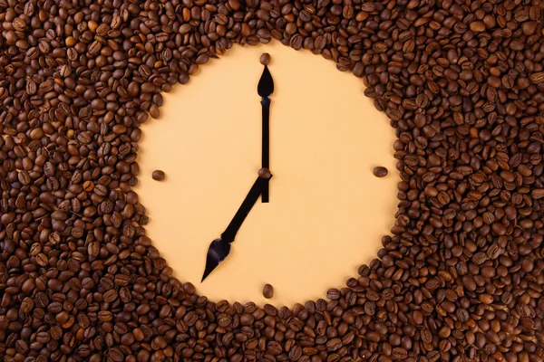 Wall clock of coffee beans, close up — Stock Photo, Image