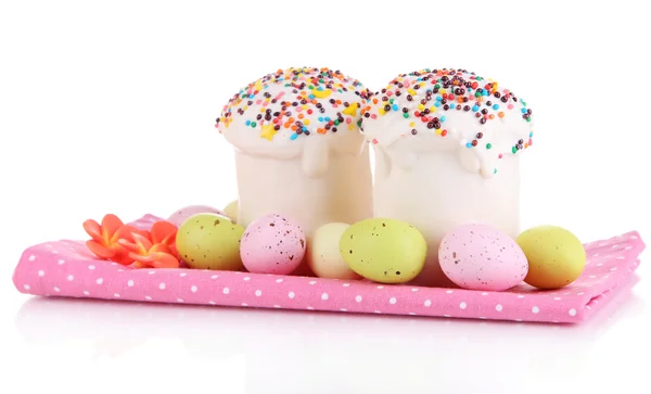 复活节蛋糕与糖釉和鸡蛋白隔离 — 图库照片