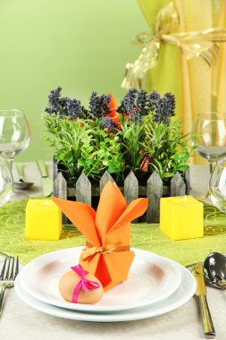 Paskalya tablo ayarını renk arka plan üzerinde