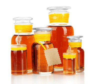 ilaç şişeleri üzerinde beyaz izole