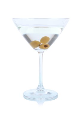 whit üzerinde izole zeytinli martini cam