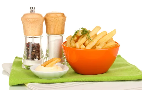 Papas fritas en tazón aislado en blanco — Foto de Stock