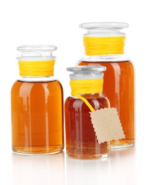 ilaç şişeleri üzerinde beyaz izole