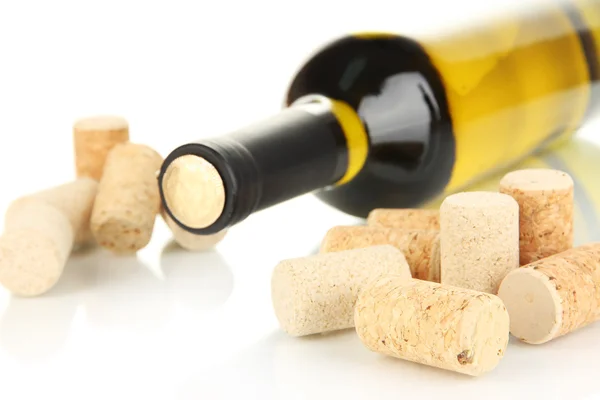 Wine and corks isolated on white — Stock Photo, Image