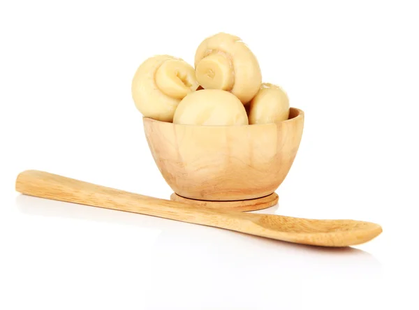 Champiñones en tazón de madera, aislados en blanco — Foto de Stock