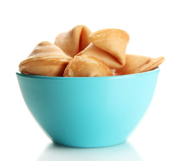 Biscuits Fortune dans un bol, isolés sur blanc — Photo