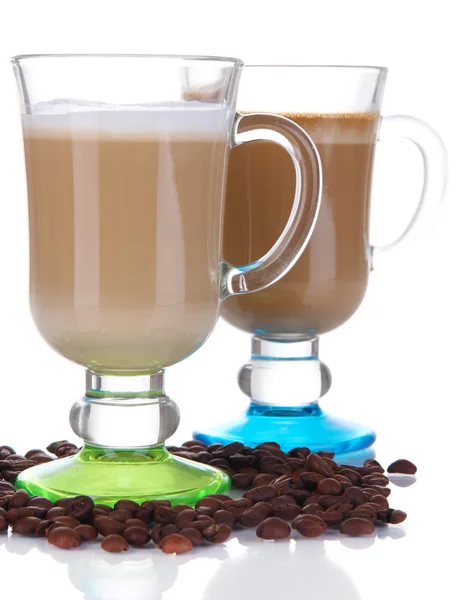 Warstwowe kawy na białym tle — Zdjęcie stockowe