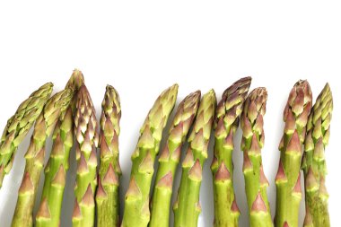 beyaz izole lezzetli taze kuşkonmaz