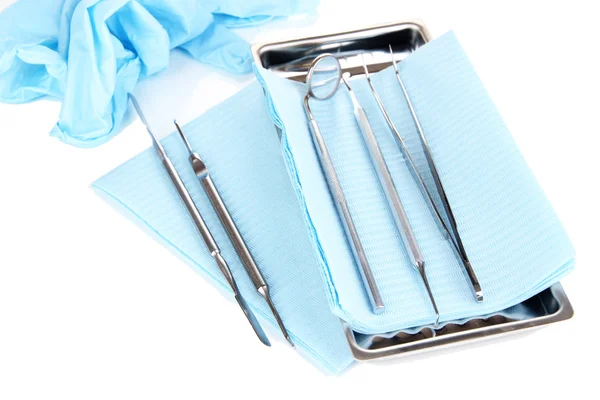 白で隔離される歯科医のツール — ストック写真
