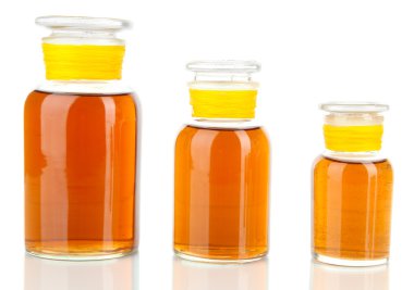 ilaç şişeleri üzerinde beyaz izole