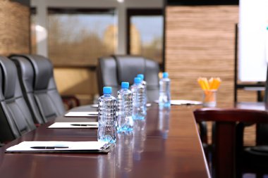 Boş konferans odasının içi