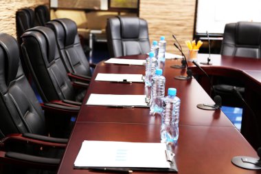 Boş konferans odasının içi