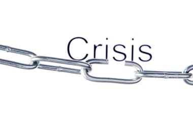 kırık zincir üzerinde beyaz izole