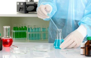 bilim adamı iletken araştırma laboratuvarında yakın çekim