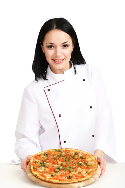 Vacker flicka chef-spis med pizza isolerad på vit — Stockfoto