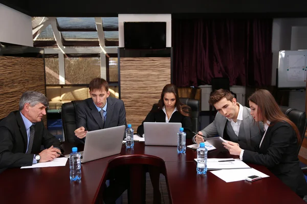 Business working in conference room — Stockfoto