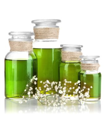 ilaç şişeleri üzerinde beyaz izole