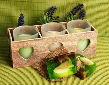ahşap şamdan, lavanta, yeşil mat sabun mumlar
