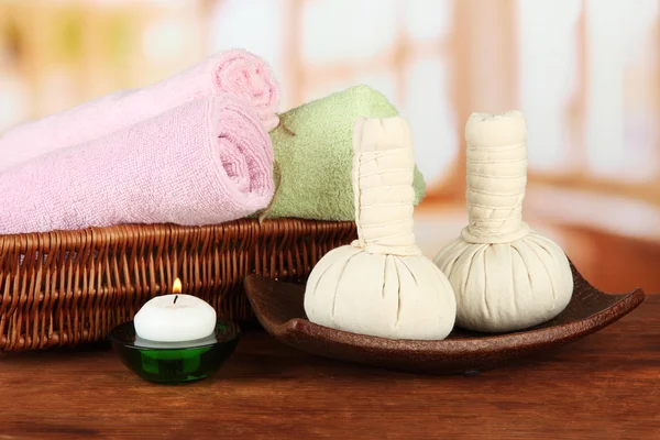 Équipement de spa de massage textile sur le fond de la chambre — Photo