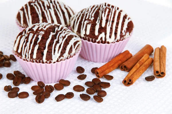 Sweet cupcakes isolated on white — Stock Photo, Image