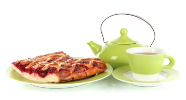 vişneli tart çay beyaz izole