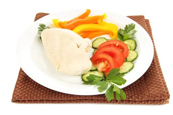 Pechuga de pollo hervida en plato con verduras aisladas en blanco —  Fotos de Stock